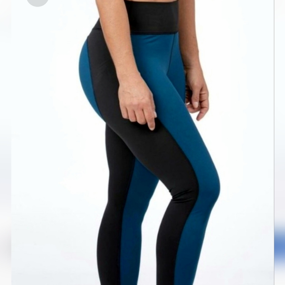 Everee x BarBella Heart Legging ,NWT, Blue & Black,